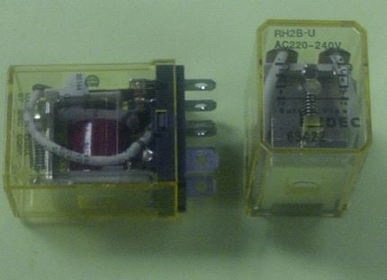 IDEC RH2B-UAC220-240V Relay 240VAC DPDT 8 Pin, Res: 10A@240VAC/30VDC, Gen: 7.5A@120VAC/30VDC, 7A@240VAC, CSA