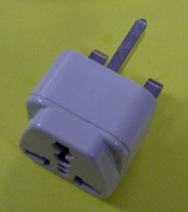 Circuit-Test WA-7 Travel Adapter 3 Conductor Plug to 3 Pin Great Britain Plug, AC Voltage