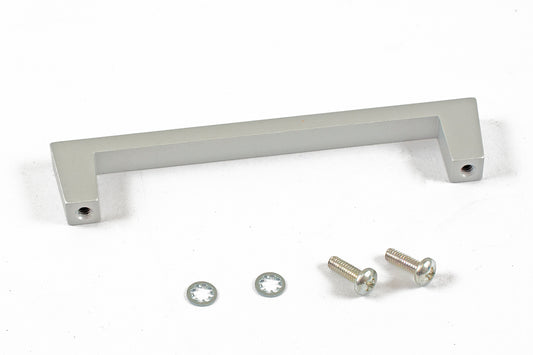 Hammond 1427C4A Metal Handle, Rectangle Profile, Clear Anodized Aluminum, 4.40" Mounting Hole Centers, 0.98" Depth, 0.37" Width, 8-32 Thread.