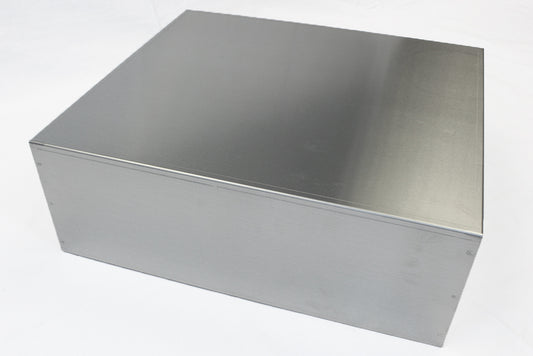 Hammond 1444-17156 Aluminum Chassis 17" x 15" x 6"