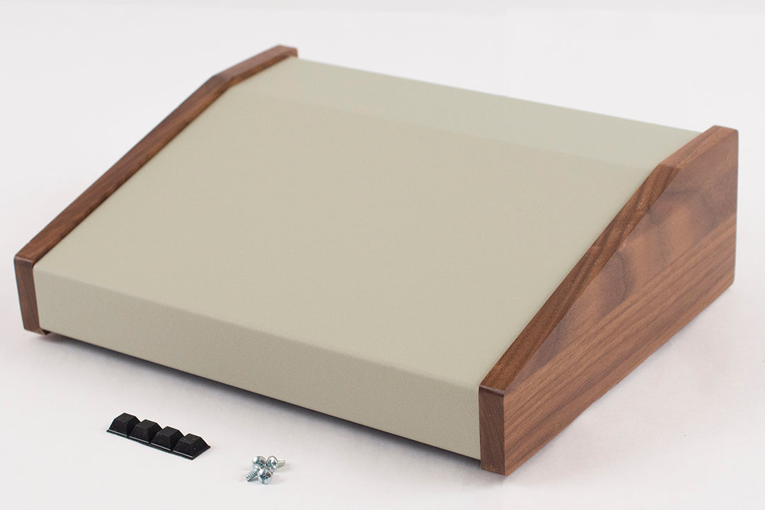 Hammond 1456KH3WHCWW Sloped Console Enclosure, Solid Oiled Walnut Sides, Steel Base, Aluminum Top, 15 Degree 10.00" x 8.30" x 3.00"