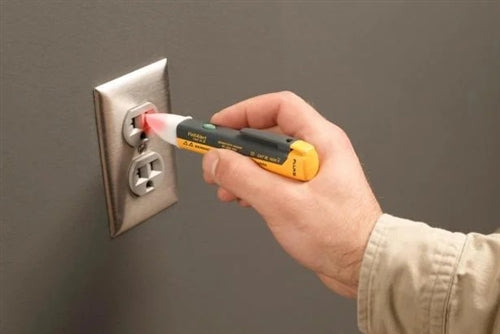 Fluke 1AC II Non-Contact Voltage Tester / Detector with Audible Beeper