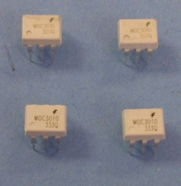 Fairchild Optocoupler Triac-Out 6-DIP MOC3010