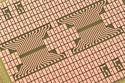 BPS Busboard SMT3U Smtboard-Size 3, Soic Footprints, 200MIL x 100MIL Pads, Unplated Holes, 100mm x 160mm (3.9" x 6.3")
