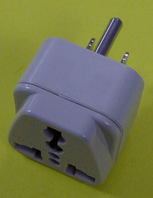 Circuit-Test WA-5 Travel Adapter 3 Conductor Plug to 3 Pin North American Plug, AC Voltage